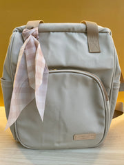 Mochila Maternidad Mediana Encanto Marfil Con Bolso Frontal Térmico