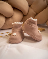 Zapatito Beige Con Botón