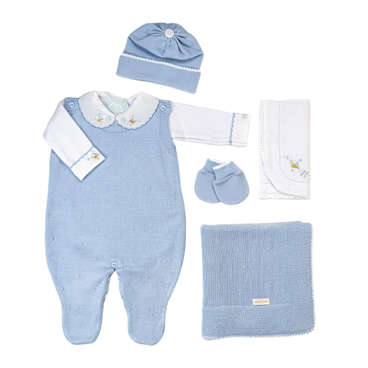 Salida de Maternidad Bordada Azul Celeste c/Blanco