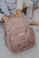 Mochila Pequeña León Caramelo