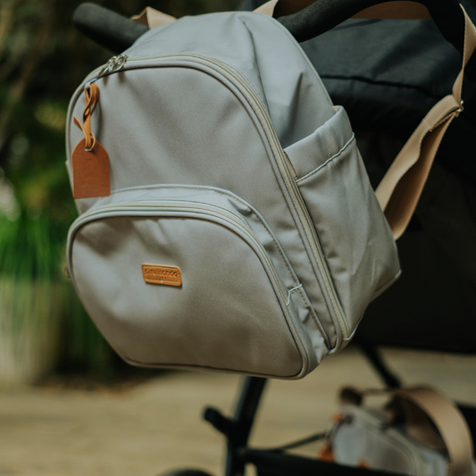 Mochila Mediana Con Bolsillo Térmico Cuidado Verde