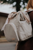 Mochila Maternidad Mediana Encanto Marfil Con Bolso Frontal Térmico