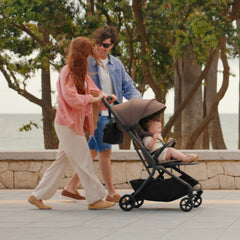 Kit Carrito Nia + Moises Plegable Silver Cross Chocolate Marrón