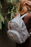 Mochila Mediana Con Bolsillo Térmico Cuidado Gris