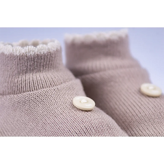 Zapatito Beige Con Botón